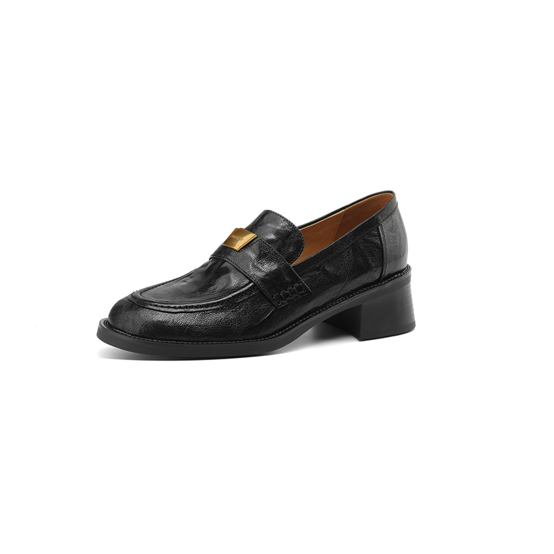 

Лоферы Mo Lin Loafers Women's