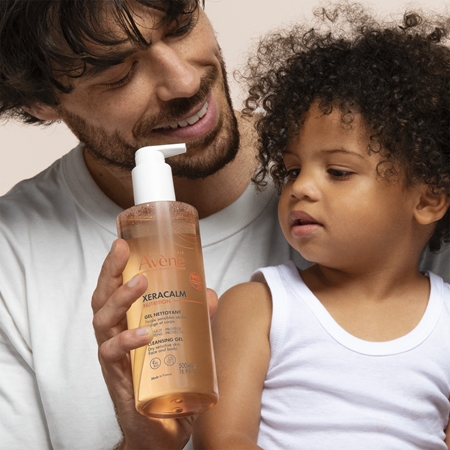 Нежное очищающее средство для сухой и чувствительной кожи Avène XeraCalm Nutrition Cleansing Gel, 500 ml — фото 3