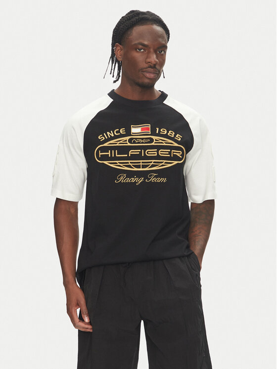 

Футболка обычного кроя F1 Movie MW0MW41389 Tommy Hilfiger, черный