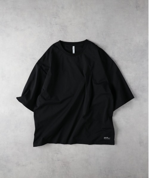 

Футболка с коротким рукавом, однотонный логотип на подоле Right-on, черный