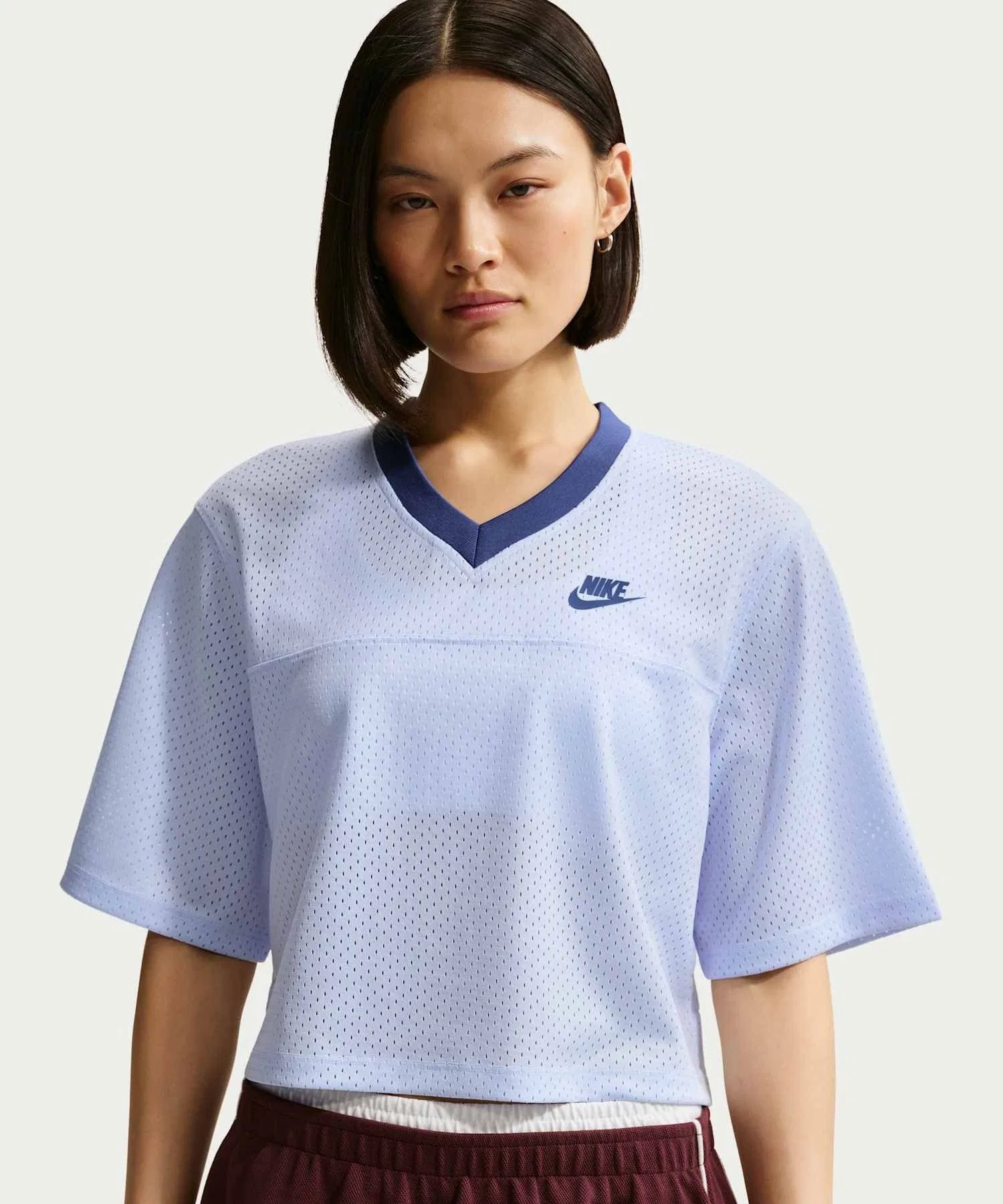 Женская укороченная футболка Nike Sportswear из сетки голубая