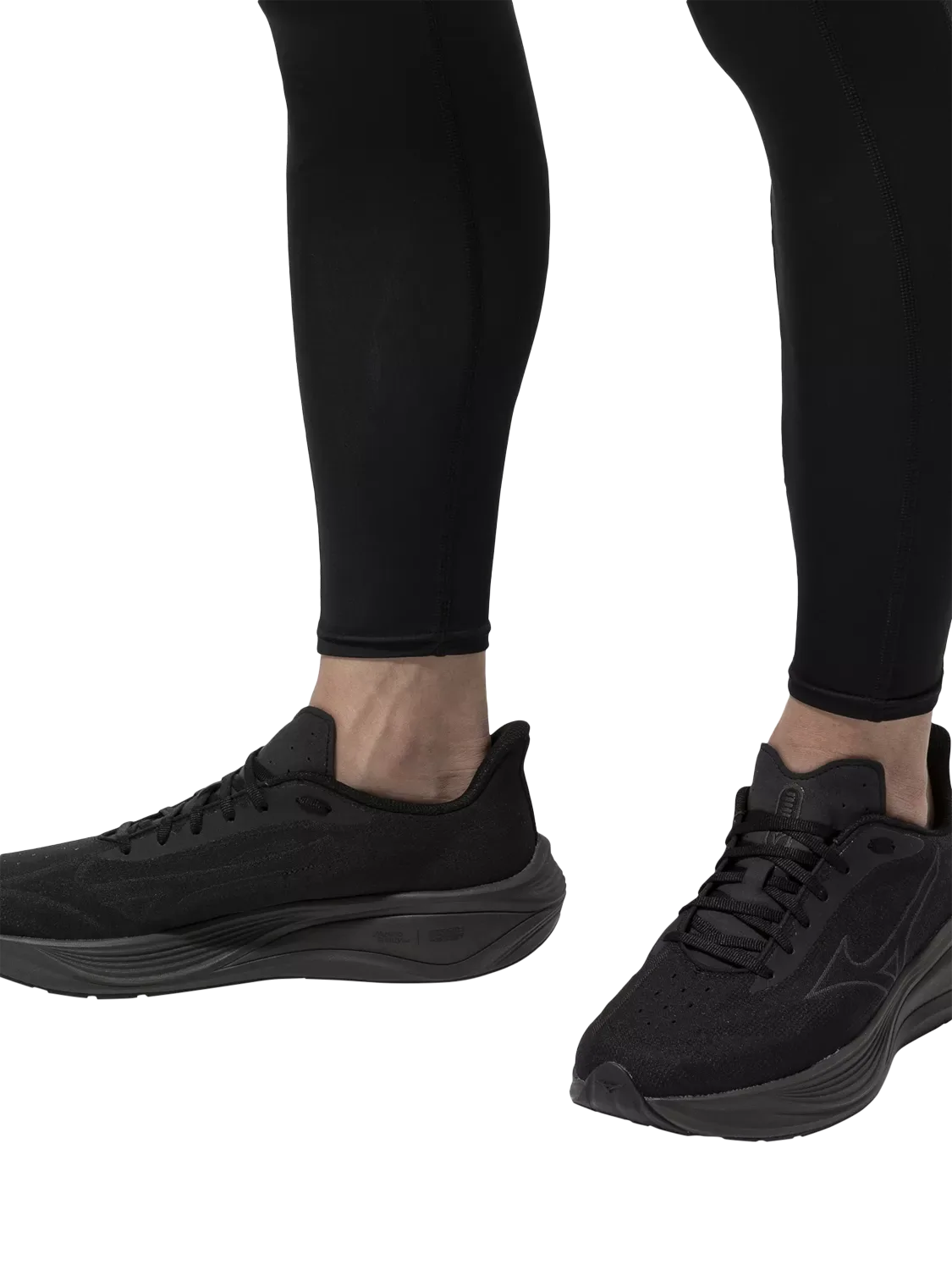 Мужские беговые кроссовки Neo Cosmo, черные Mizuno — фото 2
