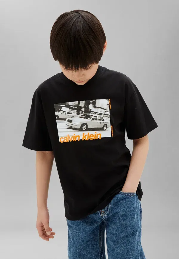 Футболка Calvin Klein Jeans Tee print t-shirt, черный