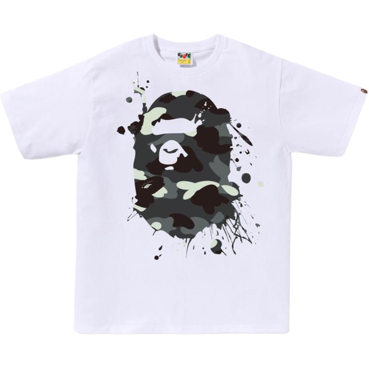 

Футболка с камуфляжным принтом и брызгами краски A BATHING APE, белый