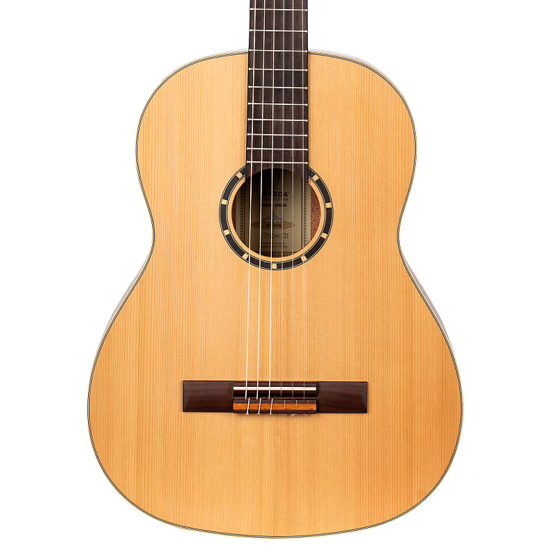 

Акустическая гитара Ortega Family Pro Cedar Top Slim Neck Nylon String Acoustic Guitar R131SN w/Bag