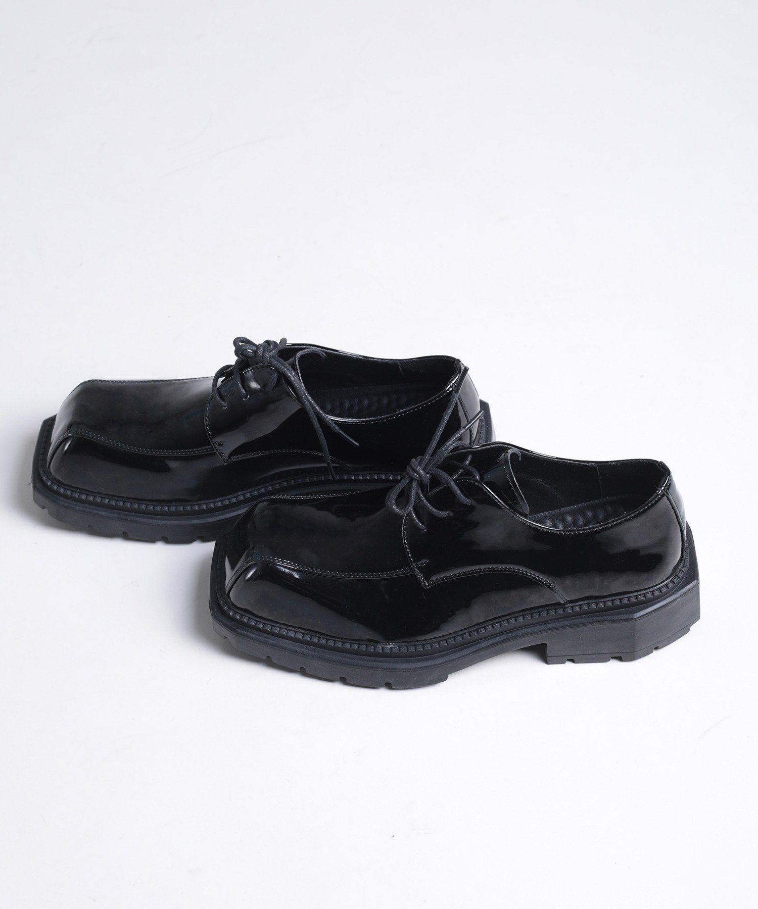 Туфли на платформе с неровным квадратным носком Aimoha - Select -, Black and other colors — фото 4