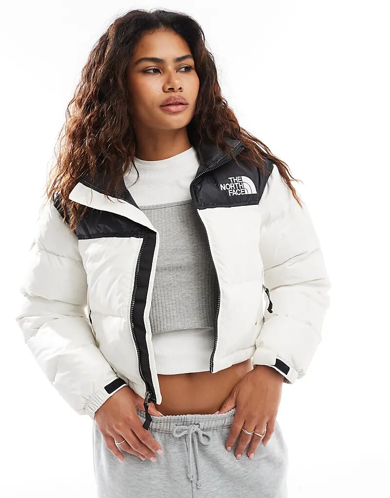 

Короткая стеганая куртка Retro Nuptse в цвете «кремовый» The North Face
