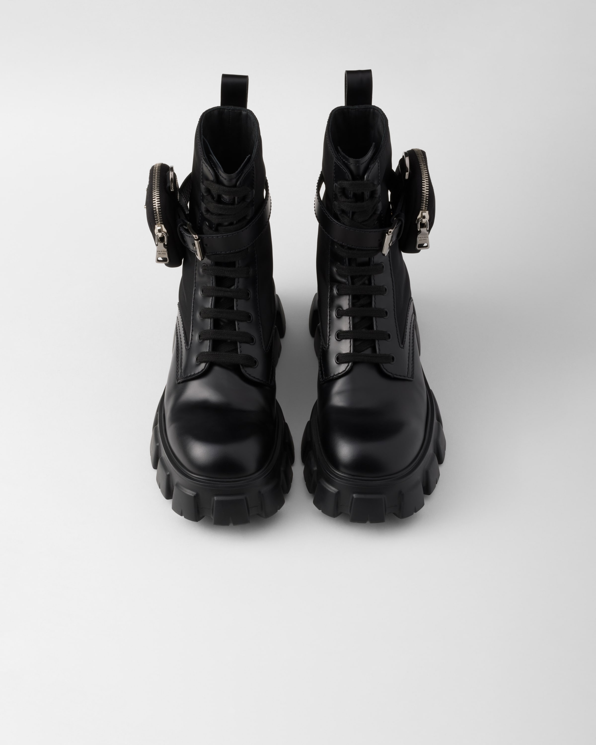 Ботинки Monolith из полированная кожи и Re-Nylon с карманом Prada, черный — фото 3