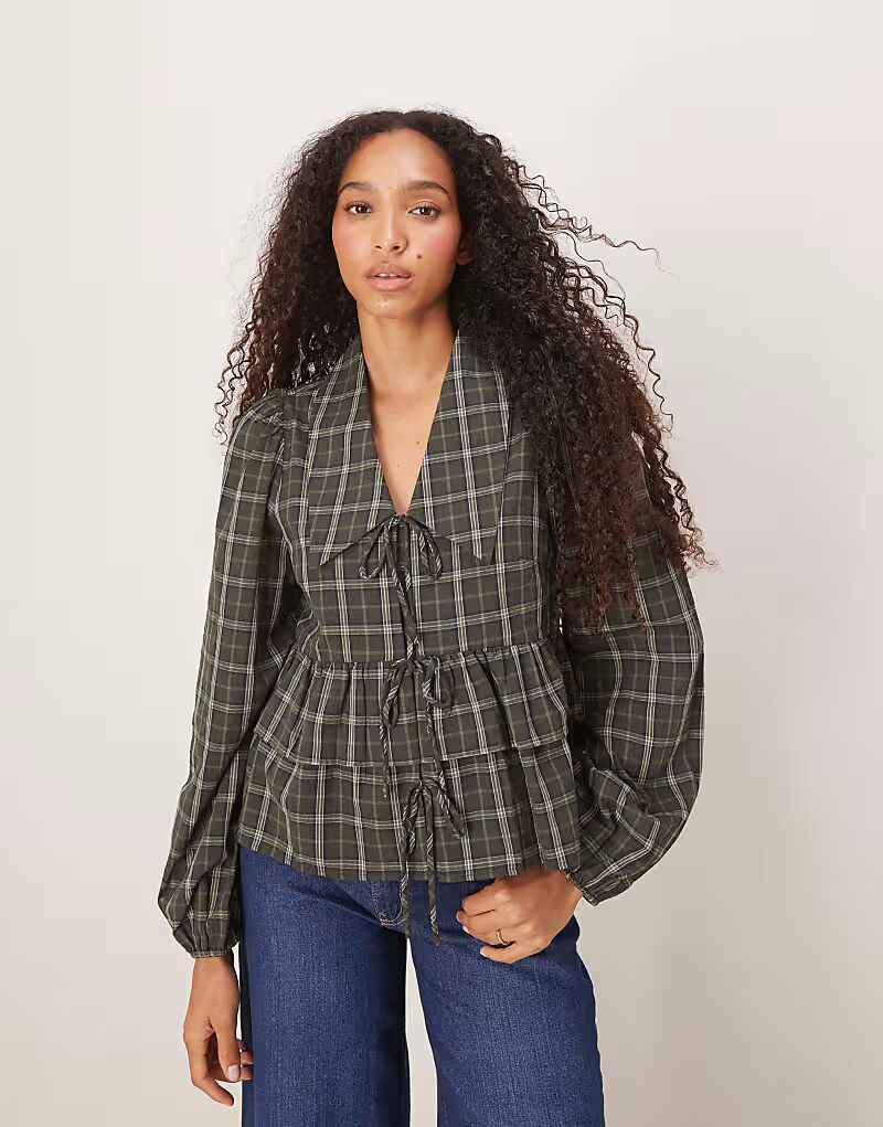 

Блузка с завязкой спереди и воротником в зеленую клетку Yas