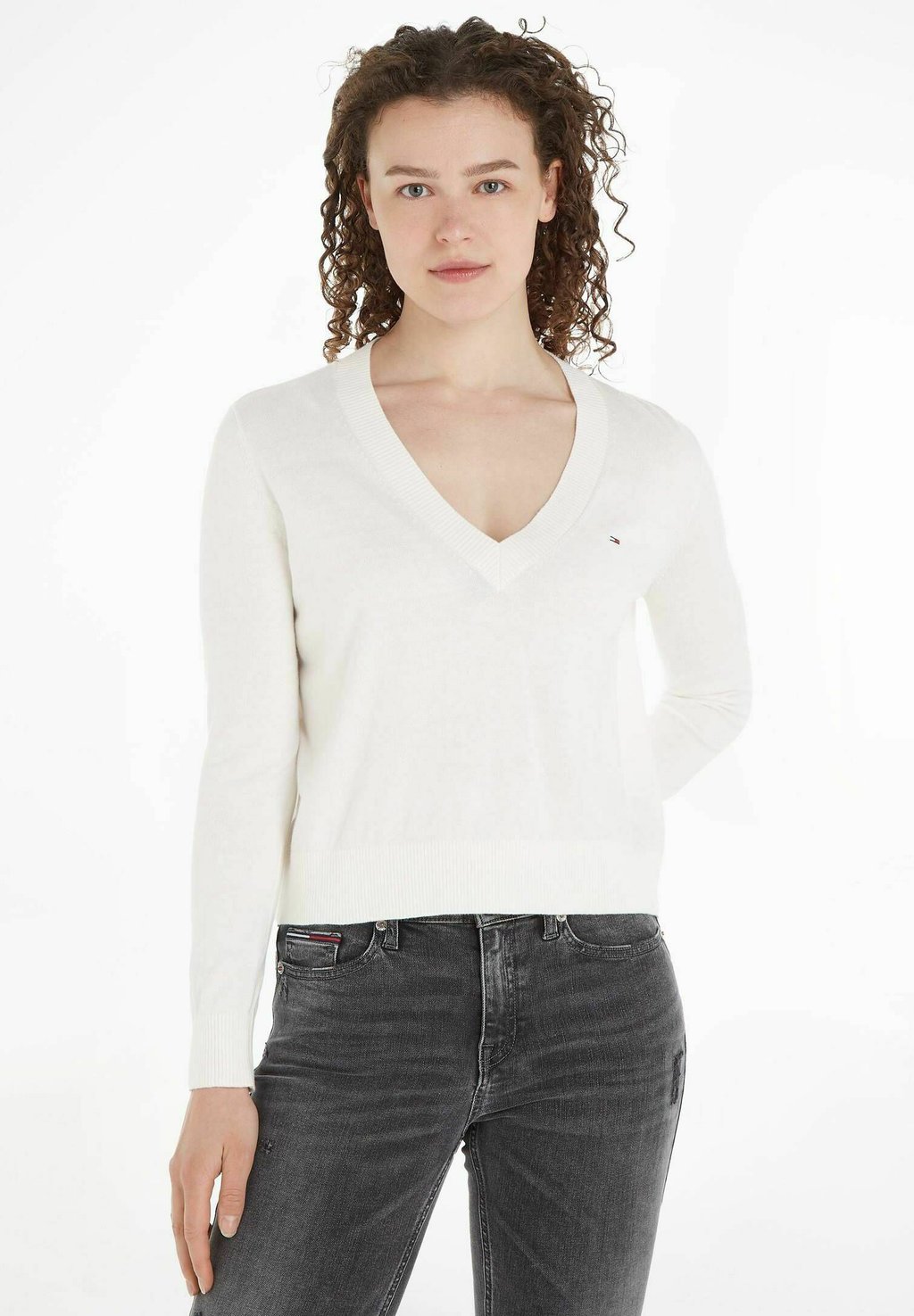 

Свитшот Tommy Jeans ESSENTIAL VNECK, цвет weiss