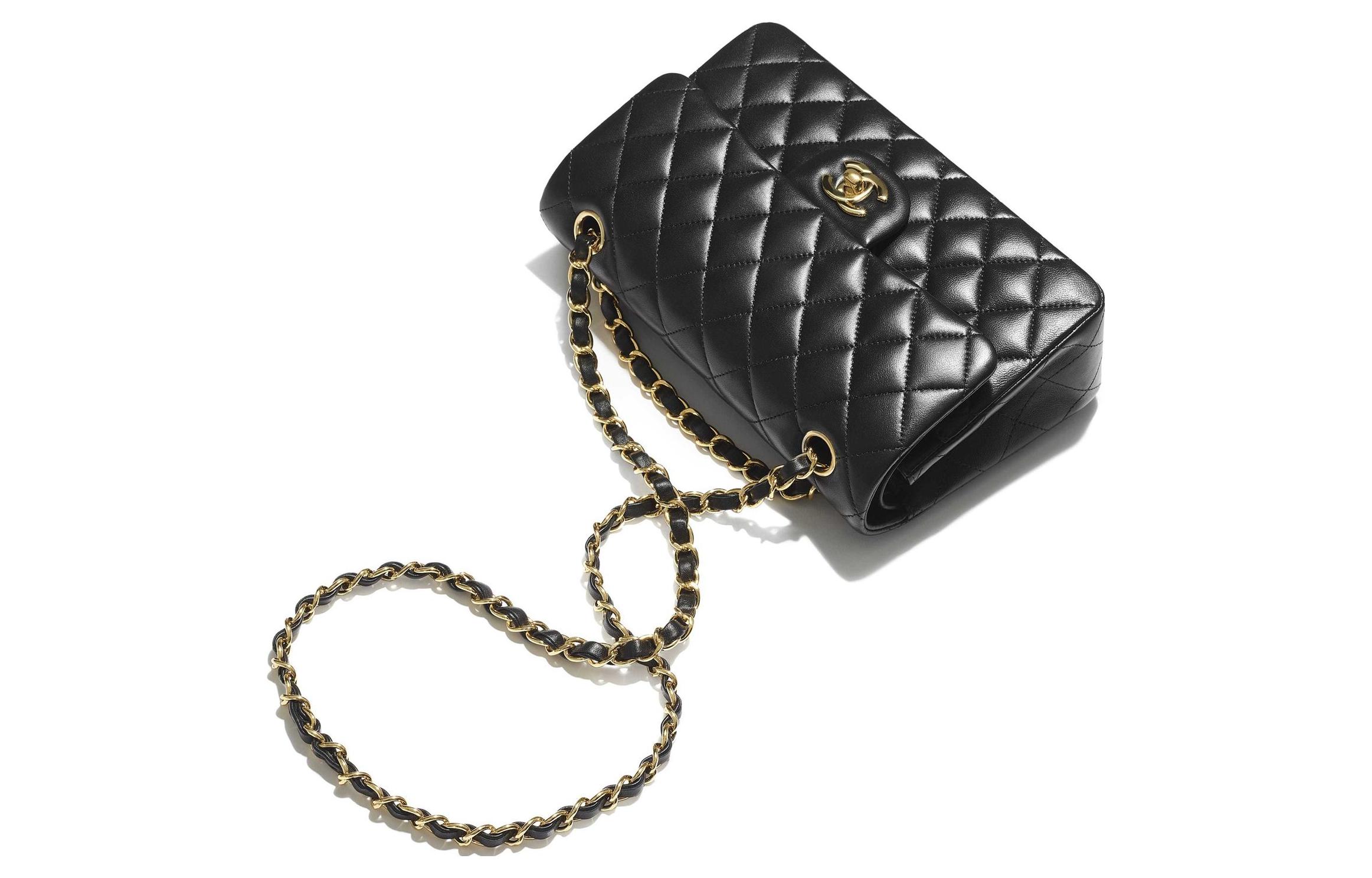 CHANEL Классический клатч из овчины на цепочке малый женский черный — фото 4