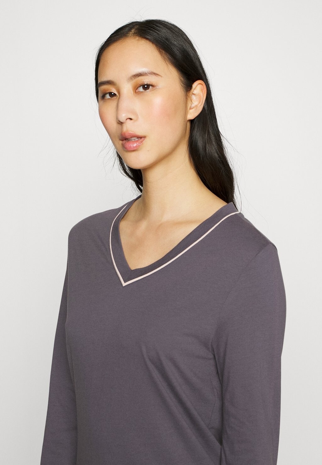 

Пижама PIPING LASCANA, серый