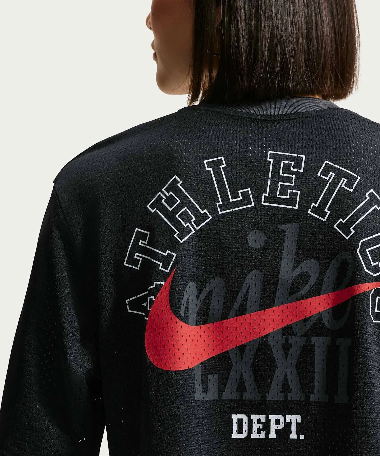 Женская футболка Nike Sportswear Oversized Heritage из меша чёрного цвета — фото 2