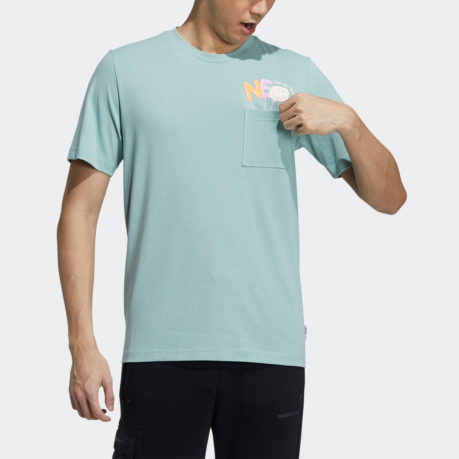 Футболка мужская изумрудная Adidas Neo, цвет Emerald — фото 2
