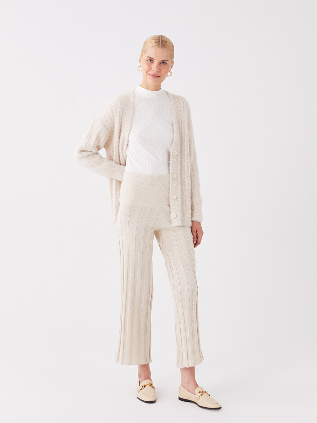 

Широкие женские трикотажные брюки с эластичной резинкой на талии LCW Modest, бежевый