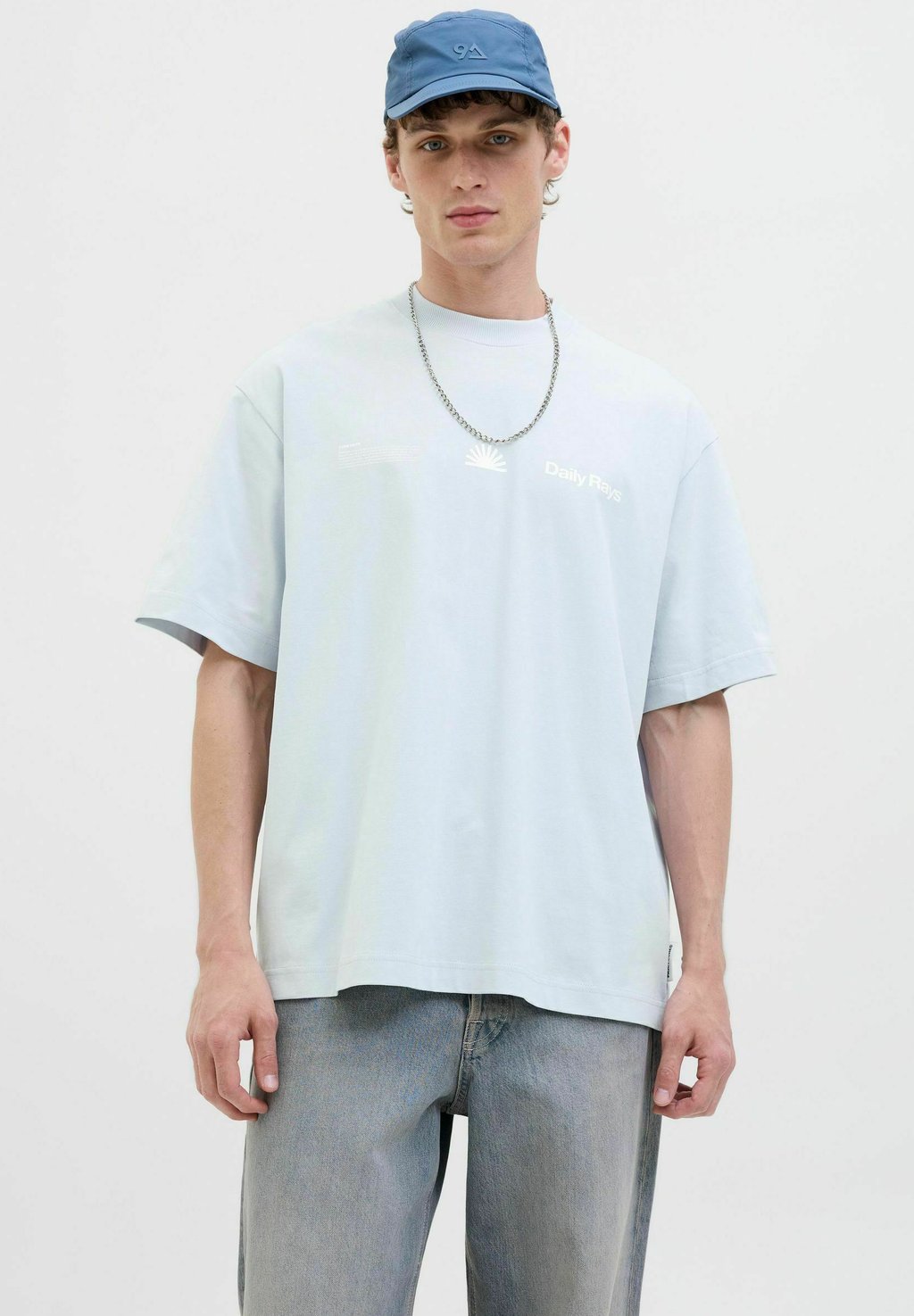 

Футболка с принтом RUNDHALSAUSSCHNITT Jack & Jones, серый