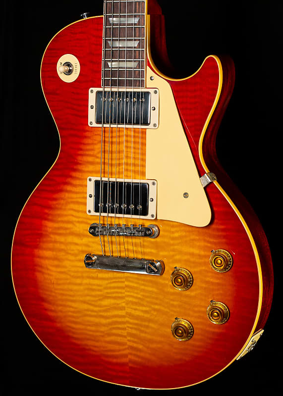 

Электрогитара Gibson Custom Shop 1959 Les Paul Reissue Washed Cherry Sunburst Murphy Lab Ultra Light Aged