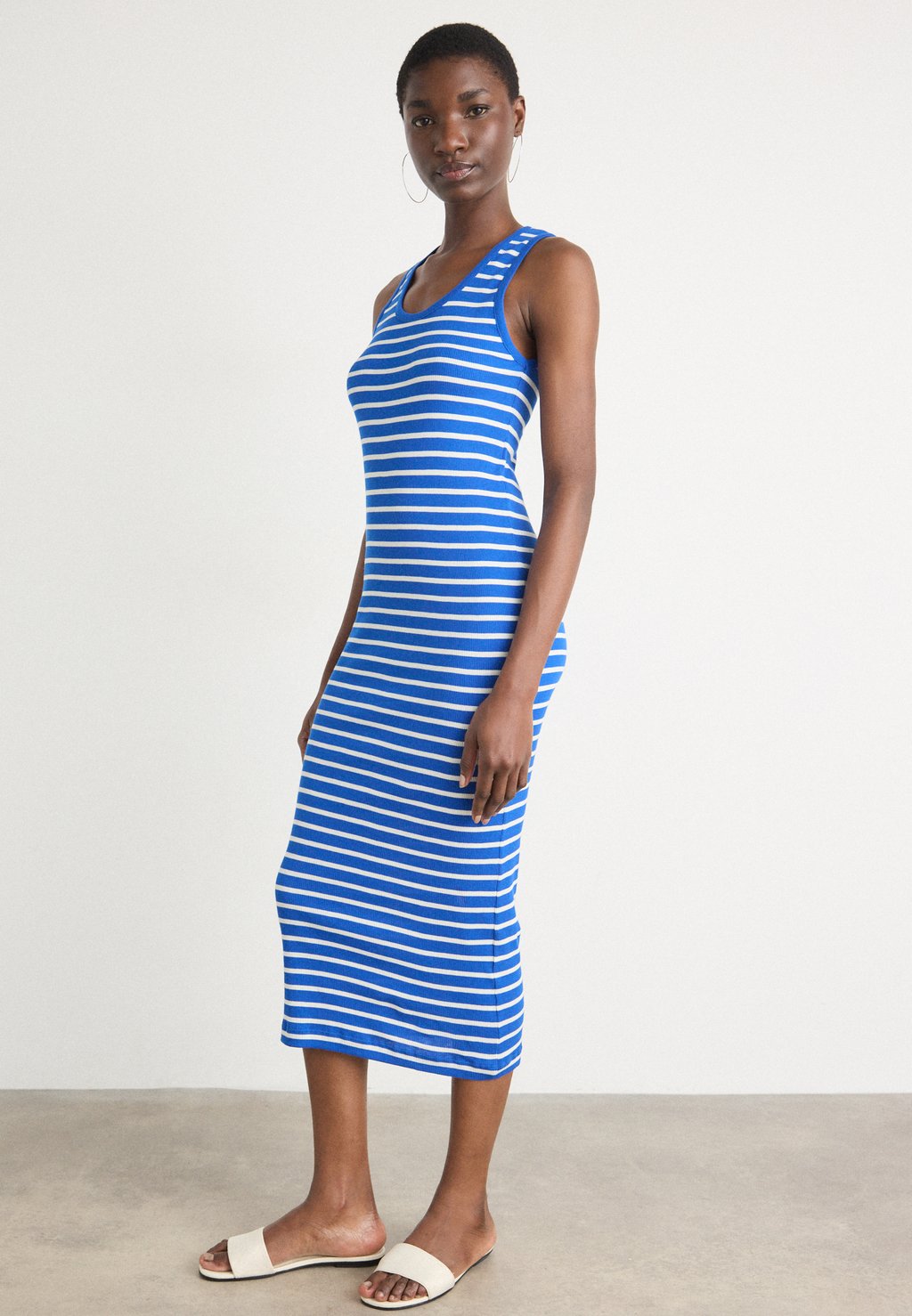 

Платье из джерси STRIPE AMA DRESS Mads Nørgaard, синий