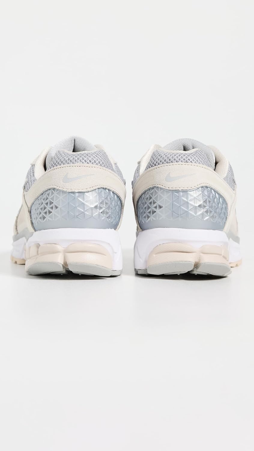 Мужские кроссовки Nike Zoom Vomero 5, Light Brown/Light Smoke Grey/White — фото 3