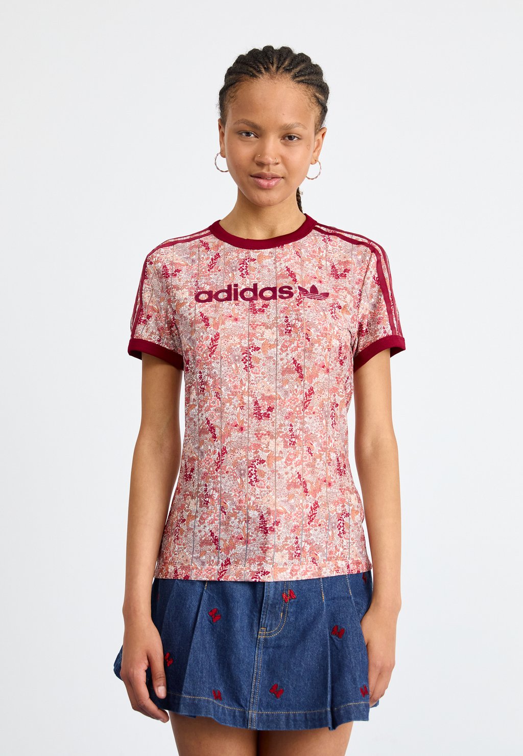 

Футболка с принтом LIBERTY CALI Adidas Originals, мультиколор