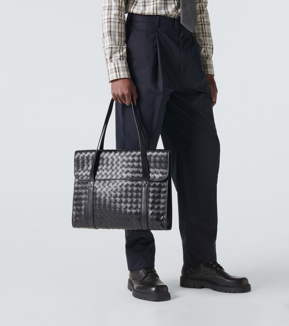 Классический портфель Intrecciato из кожи, сумка-мессенджер Bottega Veneta, Black Silver — фото 3