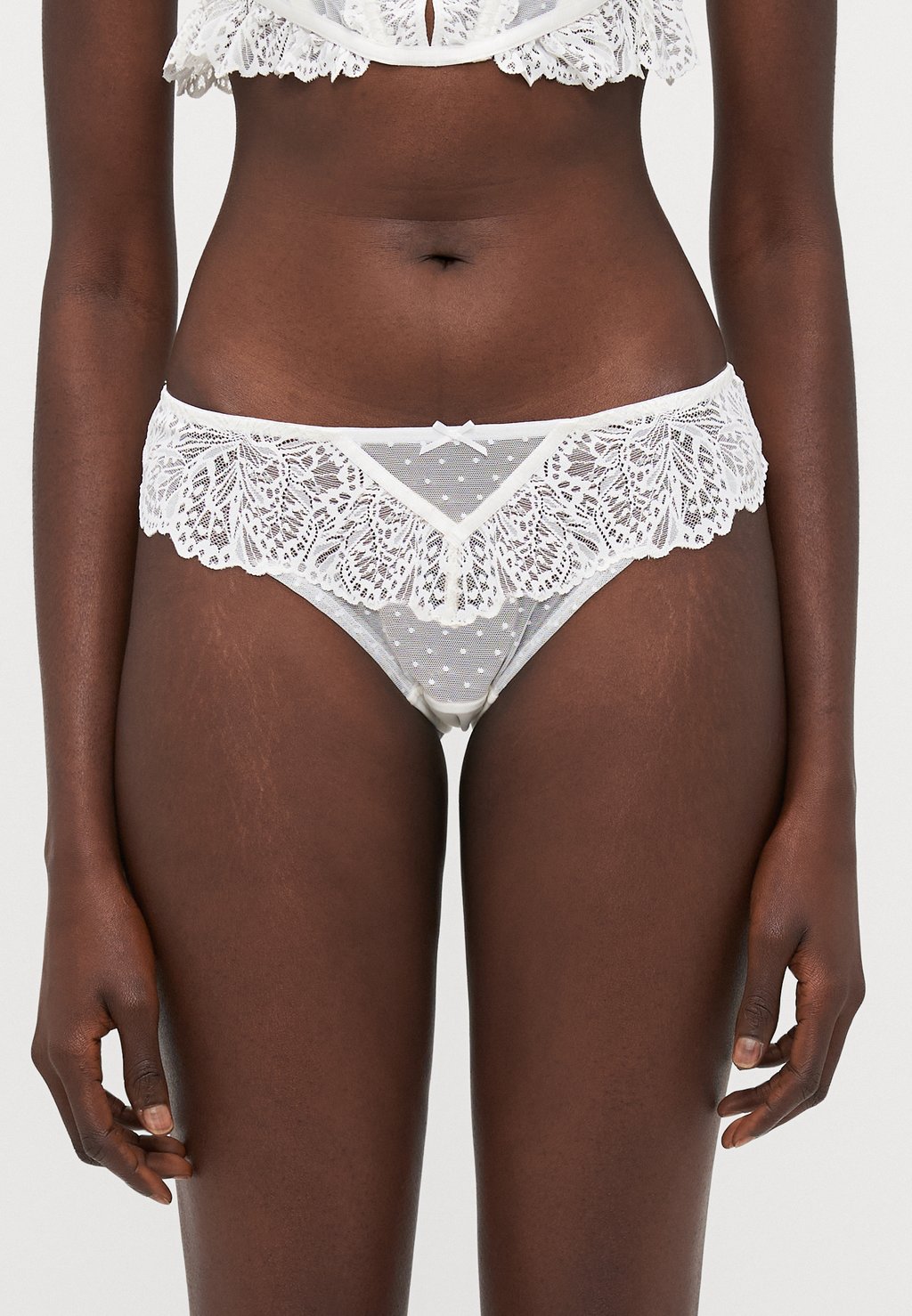

Трусы POSIE BRAZILIAN Hunkemöller, белый