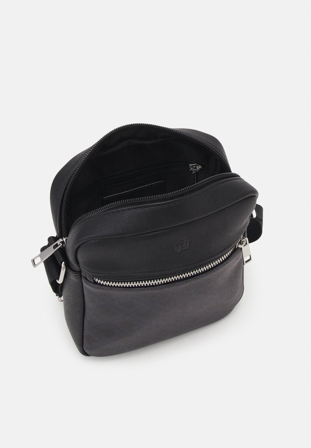 

Сумка через плечо Unisex Pier One, черная