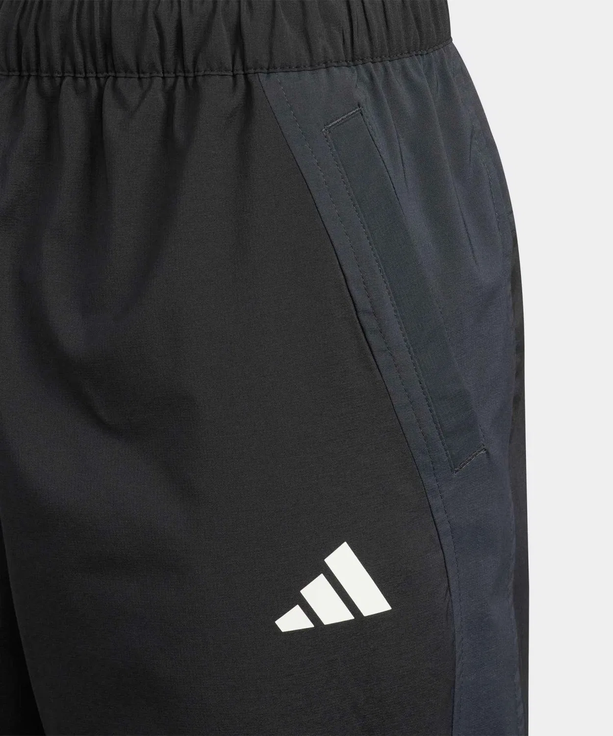 Трекпэды спортивные adidas Essentials Camo Pack Regular Fit Light Woven Full Length для детей, чёрный — фото 3
