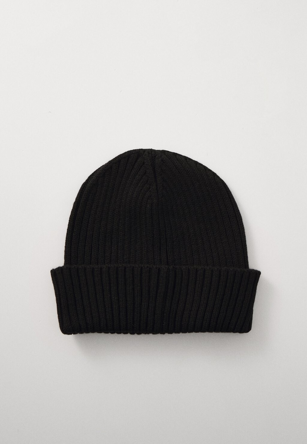 

Шапка ESSENTIAL BEANIE UNISEX GANT, черный