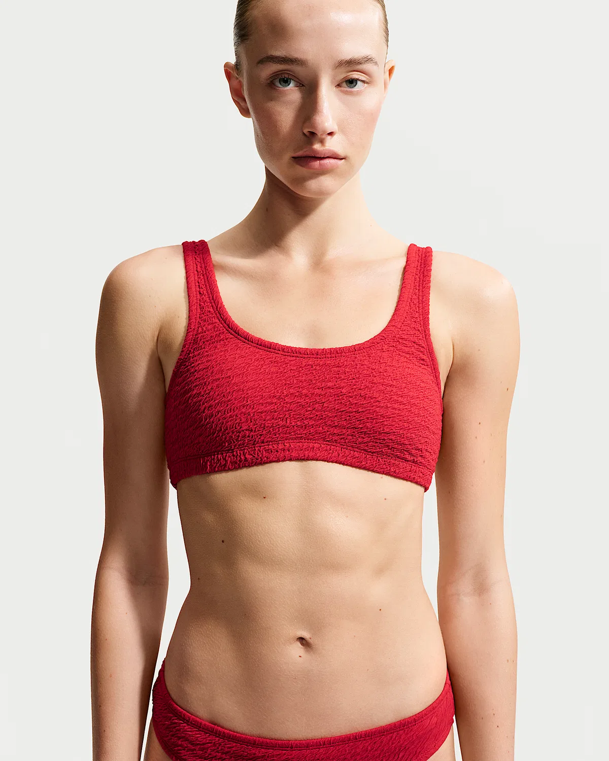 Женский бикини-топ Nike Swim Shoreline Texture Bralette, Gym Red