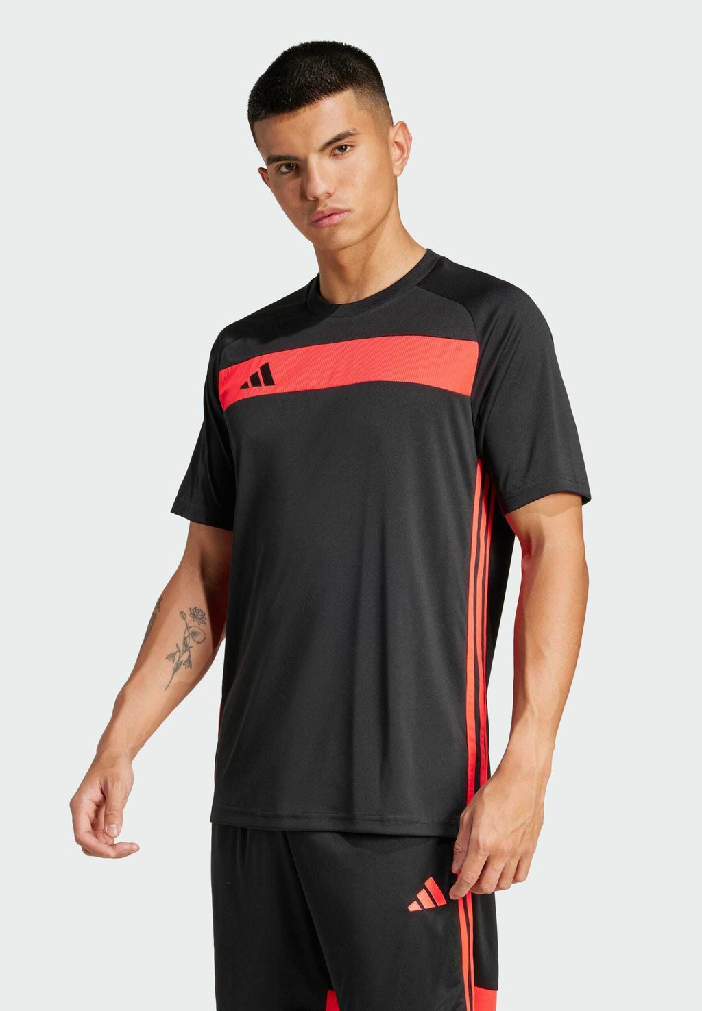 

Спортивная футболка adidas Performance, черный