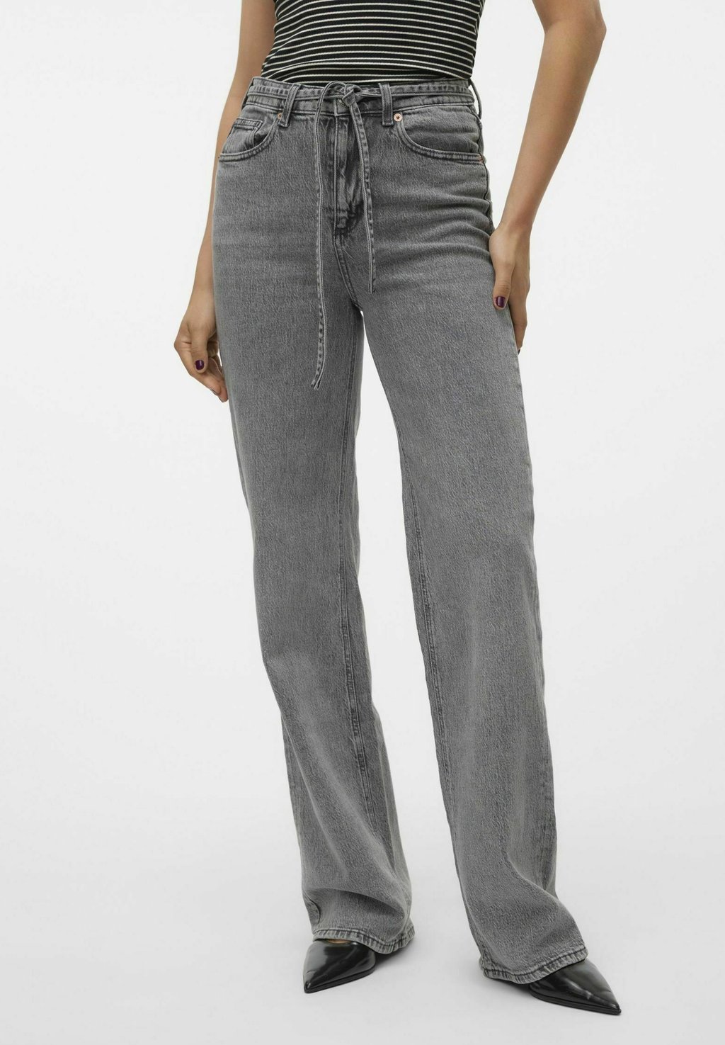 

Джинсы свободного кроя Vero Moda, деним