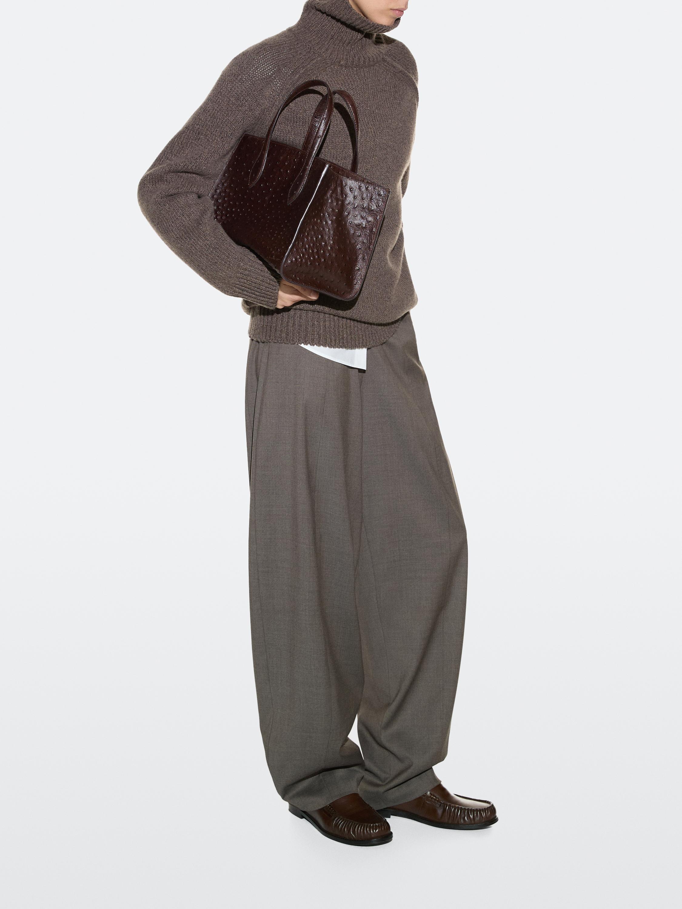 

Мини-сумка MD Icon из текстурированной кожи Massimo Dutti, brown