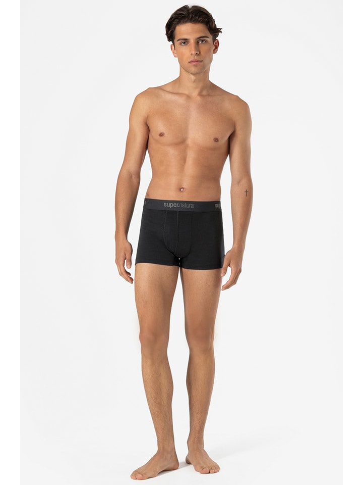 

Super.natural Функциональные боксерские шорты "Тундра" черного цвета