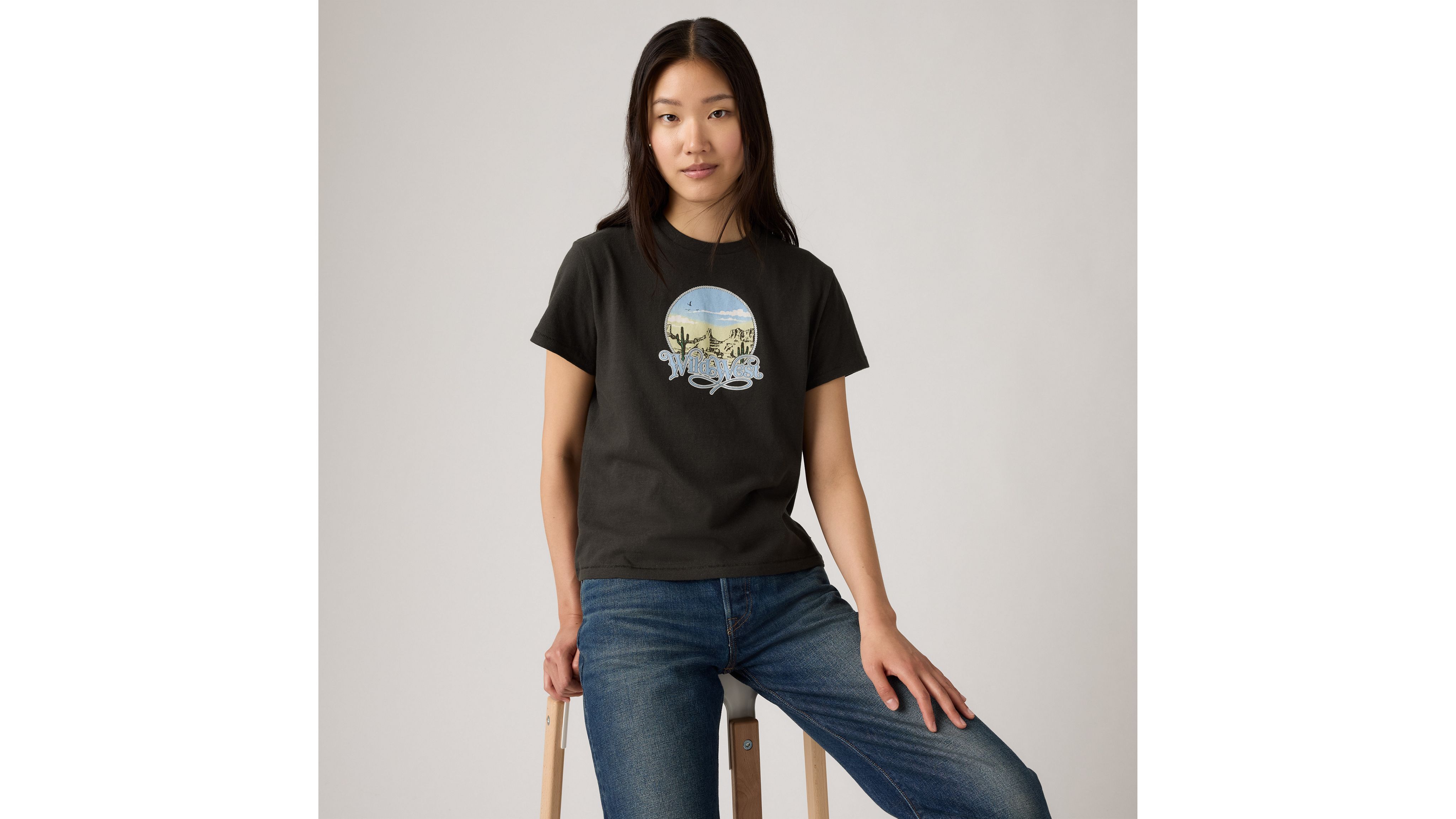 

Футболка с графическим принтом Classic Levi's, Pirate Black - Black