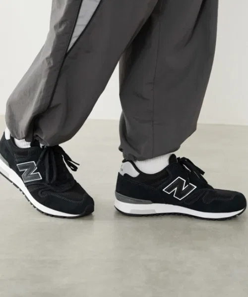 Мужские и женские кроссовки New Balance ML565 чёрные