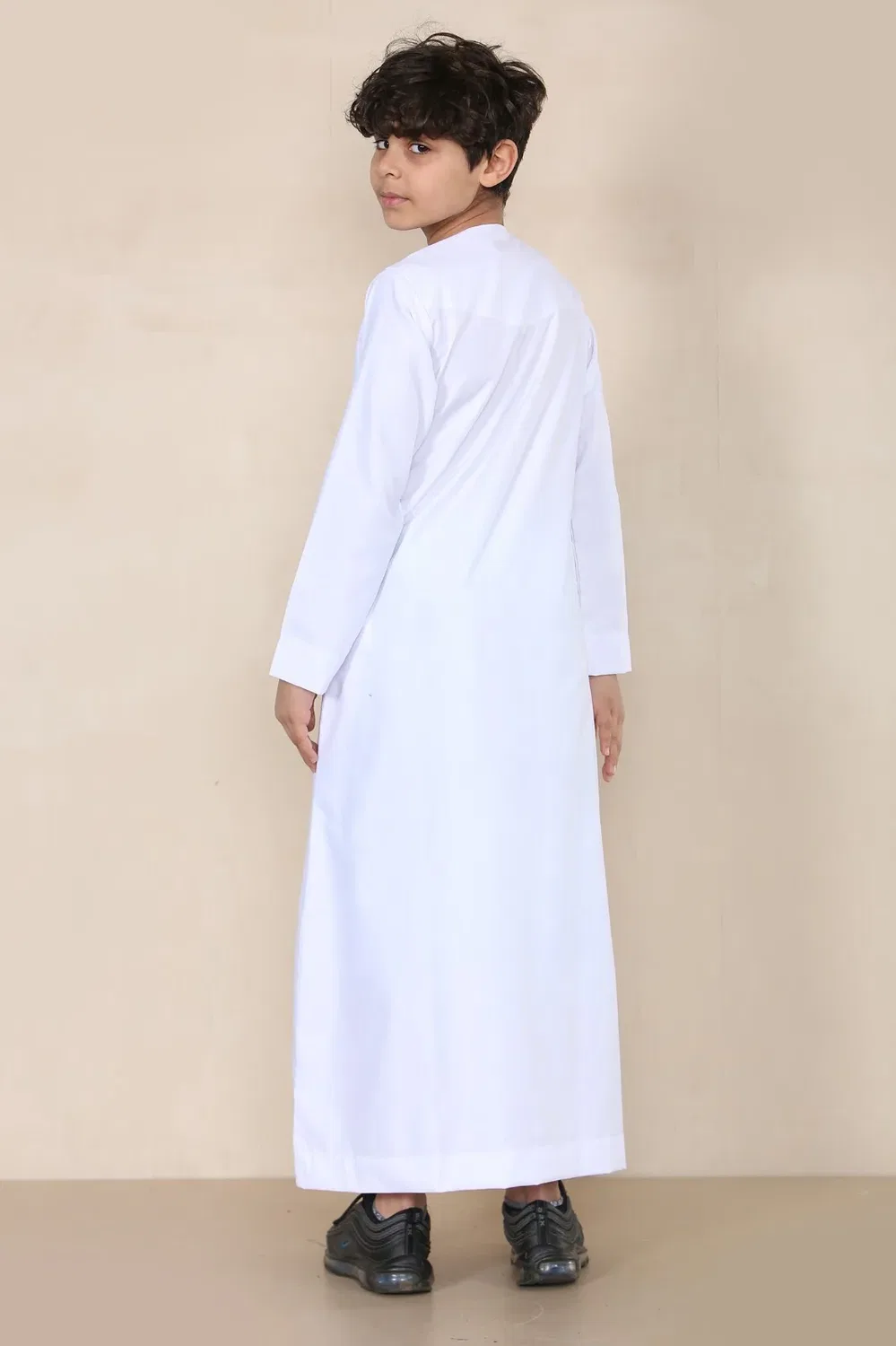 Arabic Thobes Детская белая блузка для мальчиков, эмиратская джубба, исламская одежда, кафтан, праздничный шнурок с кисточками — фото 3