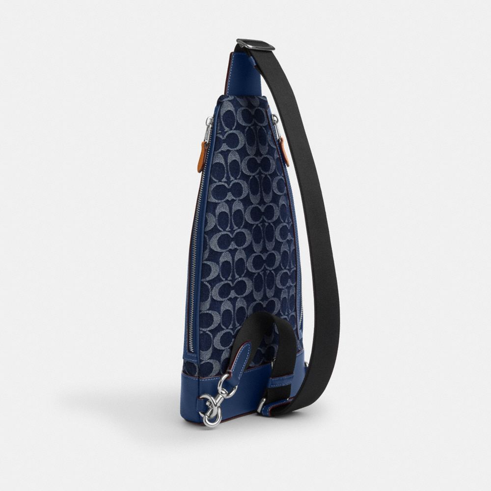 Сумка Coach Dominic Sling Pack, цвет Deep Blue купить выгодно по цене ...