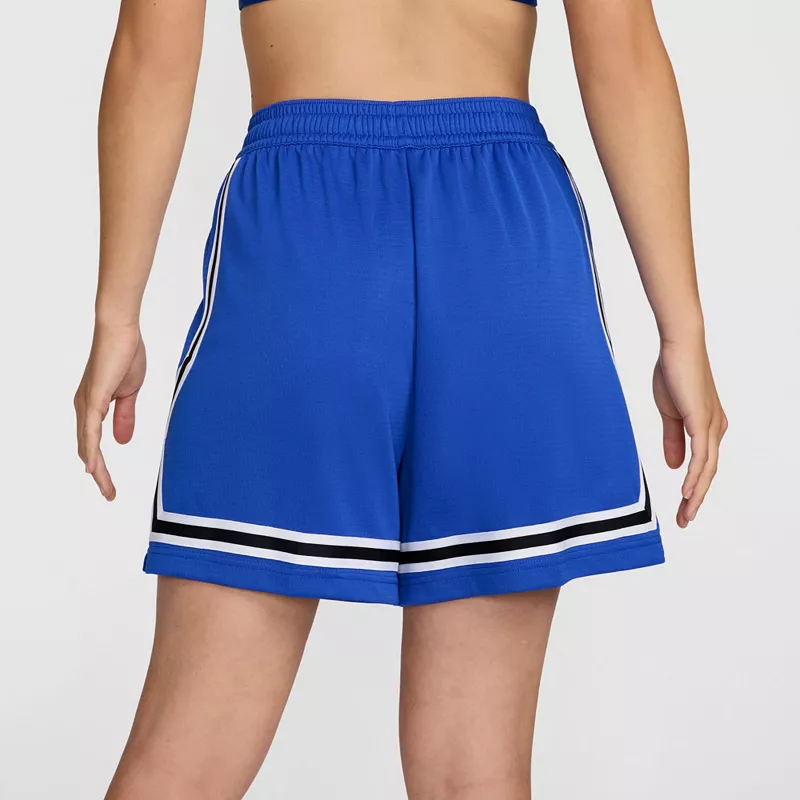 Женские баскетбольные шорты Nike Crossover Dri-FIT 5 дюймов, цвет Hyper Royal — фото 4