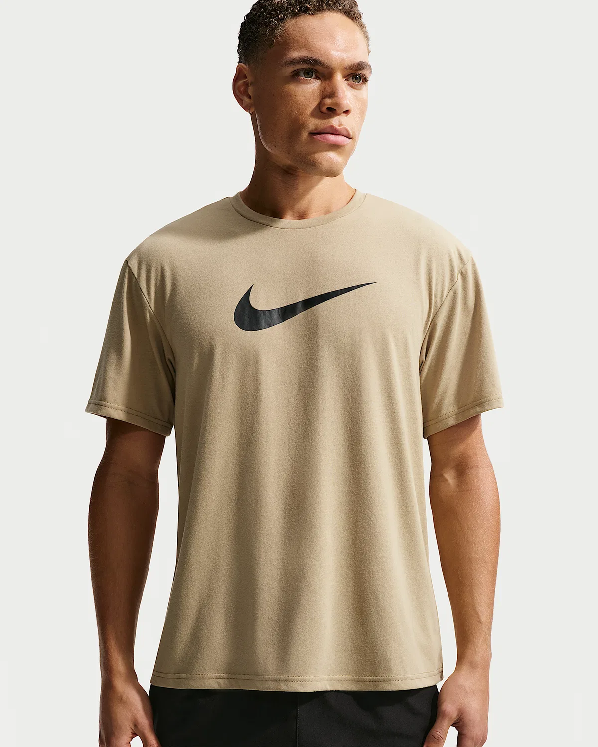 Мужская футболка Nike Swim Hydroguard Dri-FIT UV с коротким рукавом, Parachute Beige/White