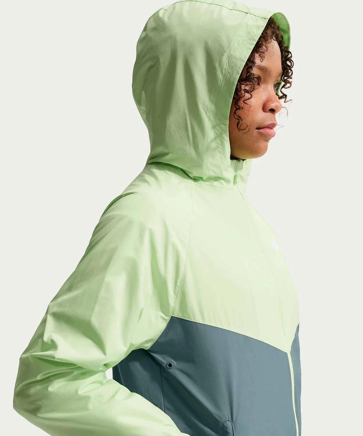 Куртка Nike Sportswear Windrunner Big Kids' Hooded Repel Jacket, зелёная — фото 4