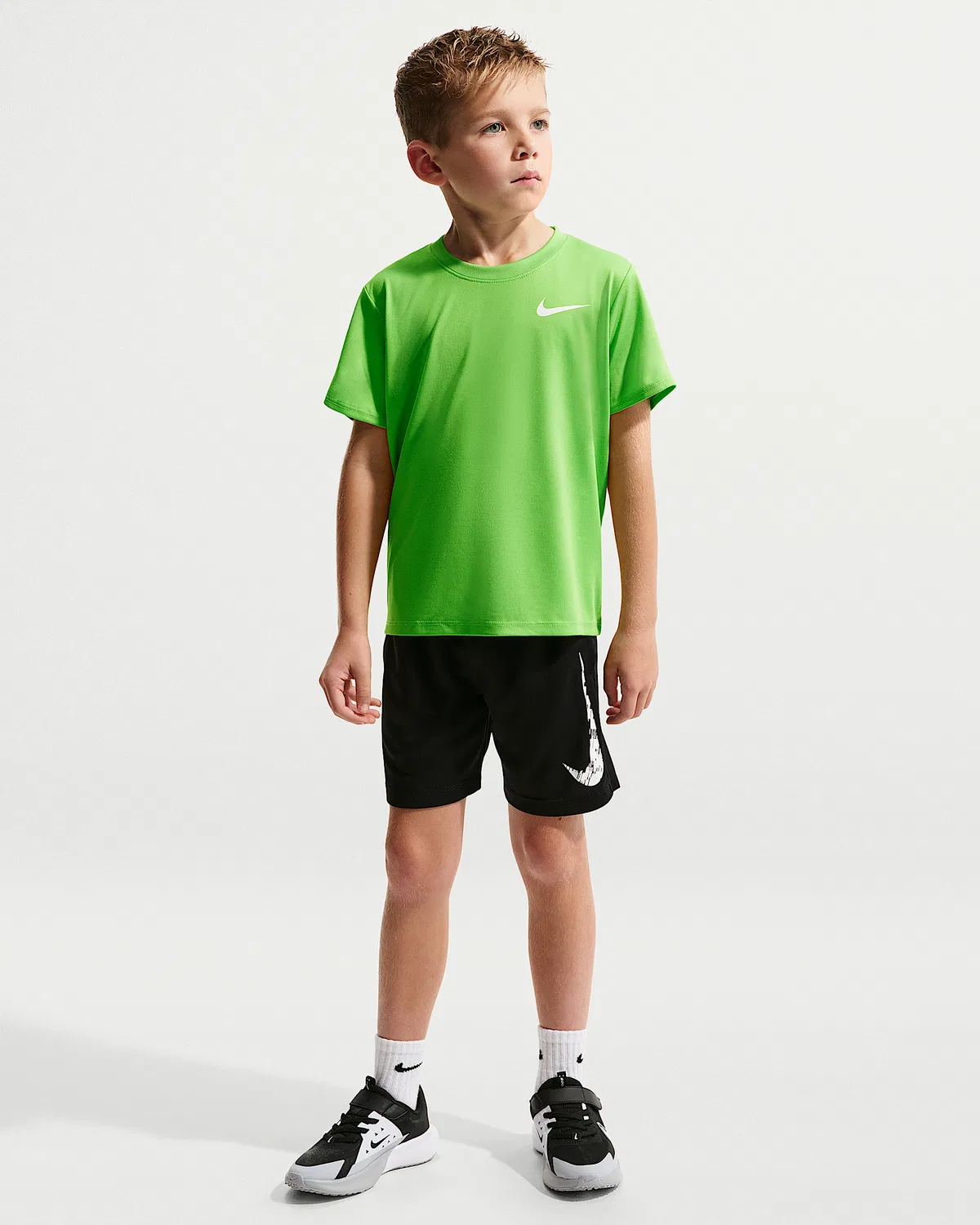 Детская футболка Nike Dri-FIT Legend, Green — фото 4