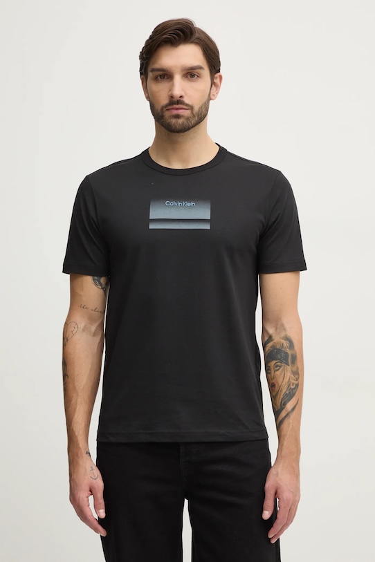 

Футболка Calvin Klein, черный