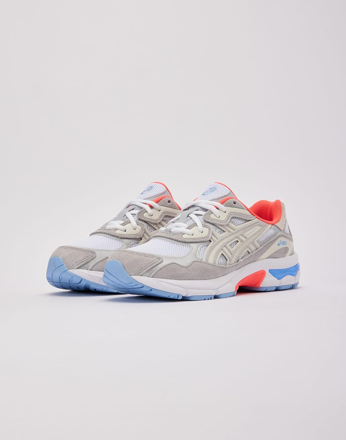 Детские кроссовки ASICS Gel-NYC Grade School (унисекс), белый/серый — фото 2