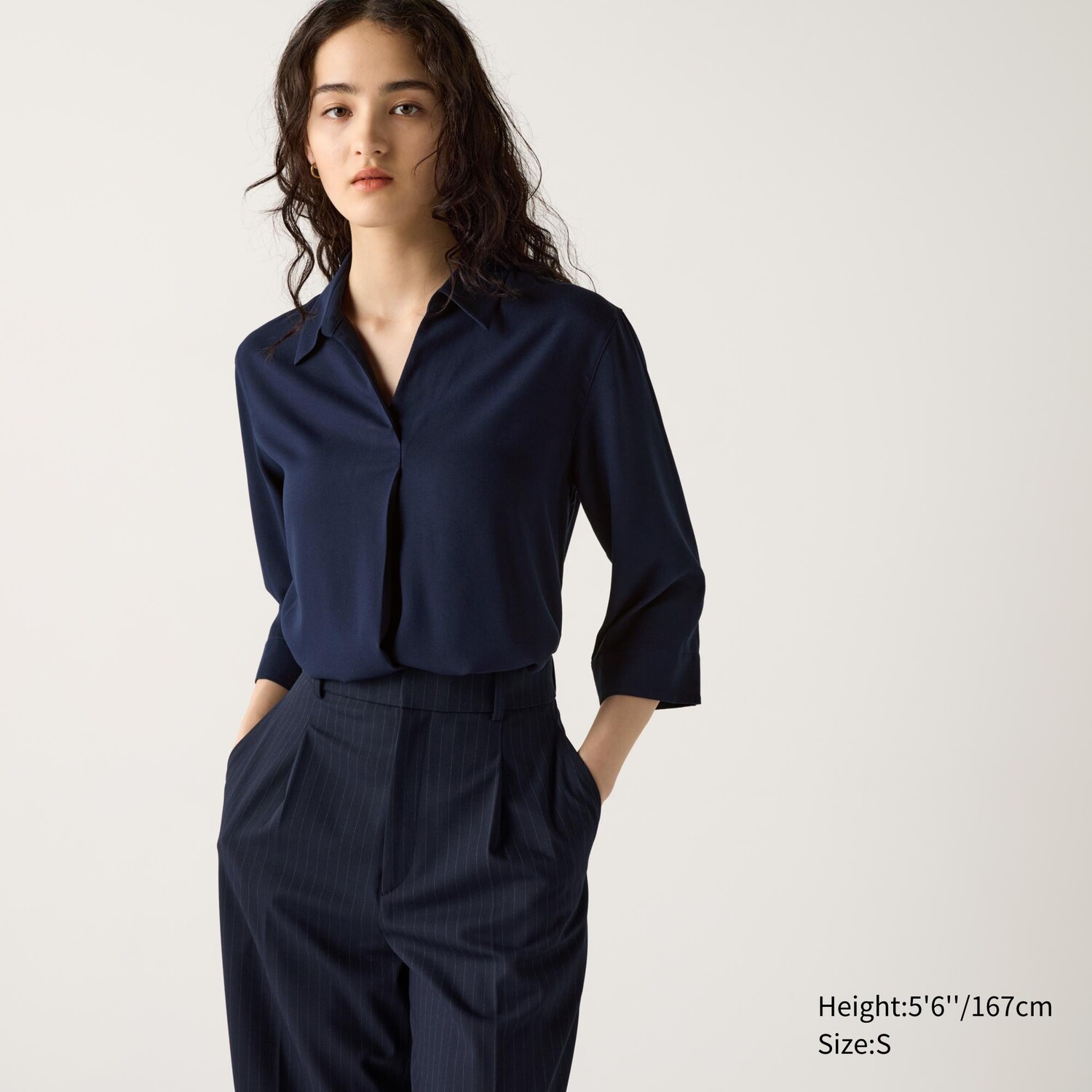 

Вискозная блузка с открытым воротником и рукавами 3/4 UNIQLO, темно-синий