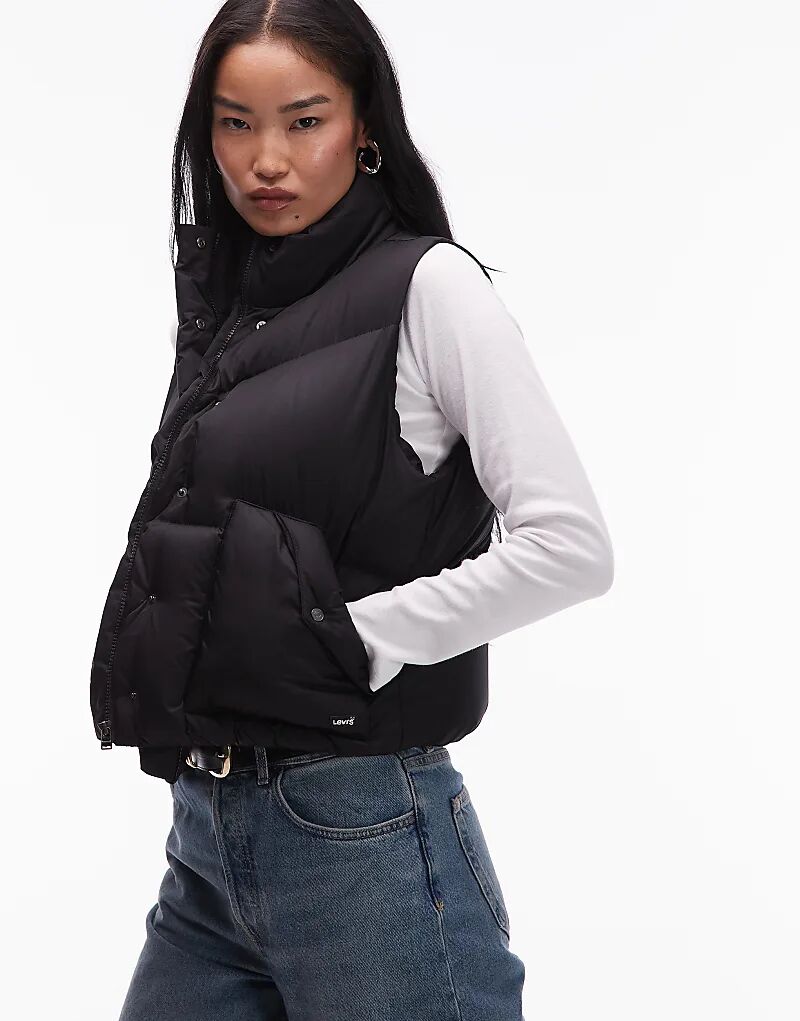 

Жилет Levi's Western Puffer черного цвета