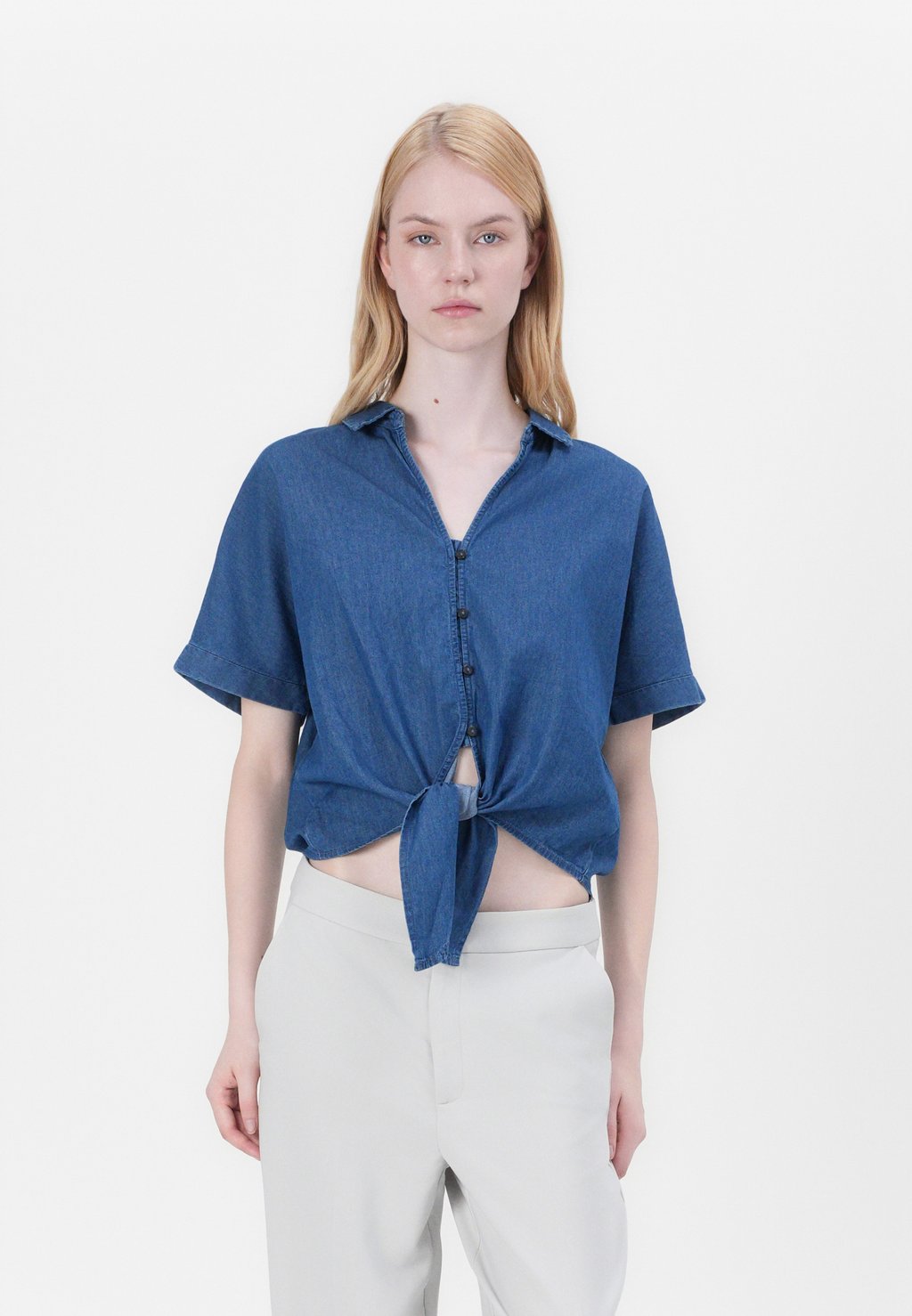 

Блузка на пуговицах ONLNOVA KNOT SHIRT ONLY, цвет Medium Blue Denim