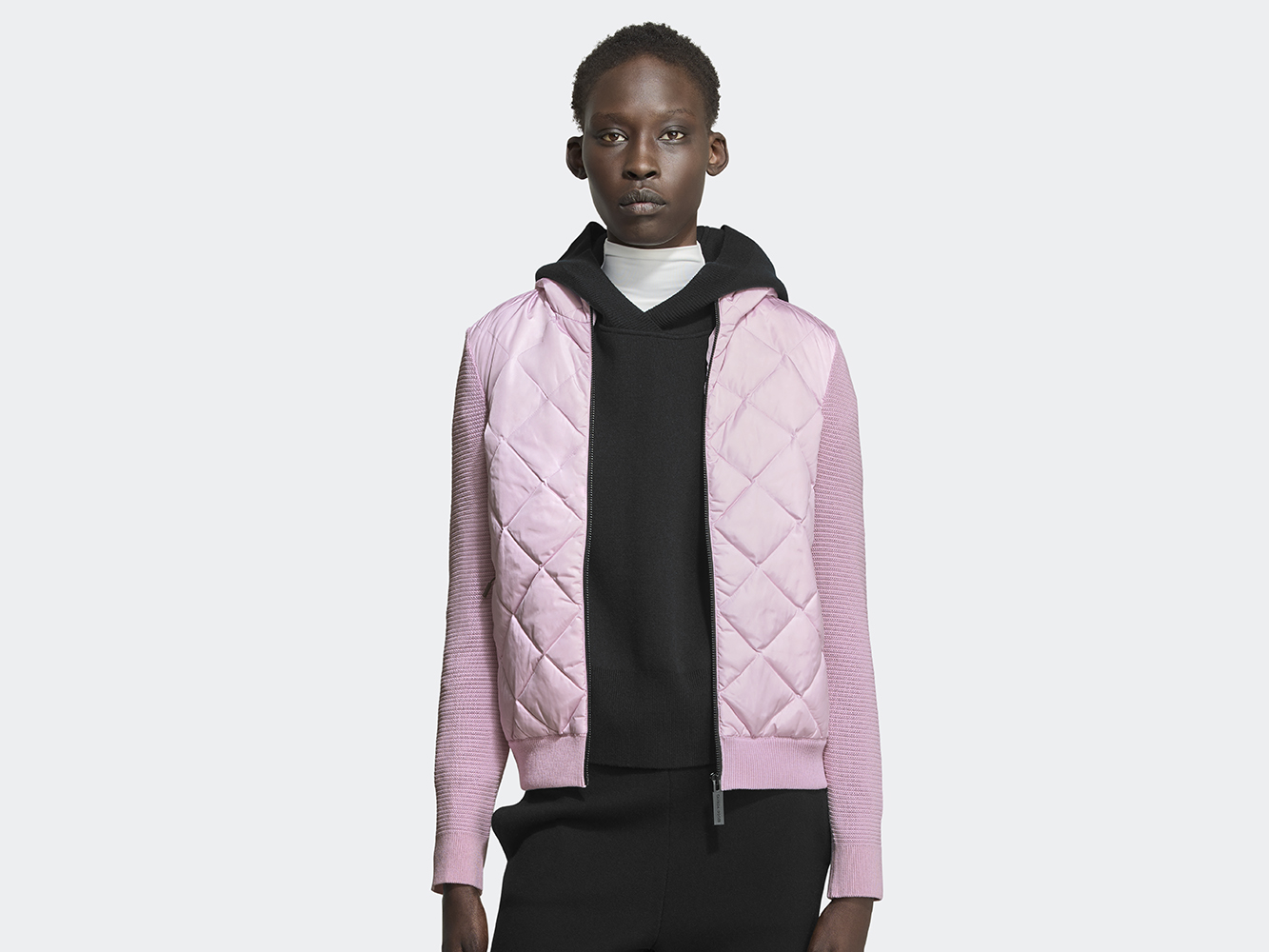 

Худи Canada Goose HyBridge Quilted Knit Black Label, Sunset Pink