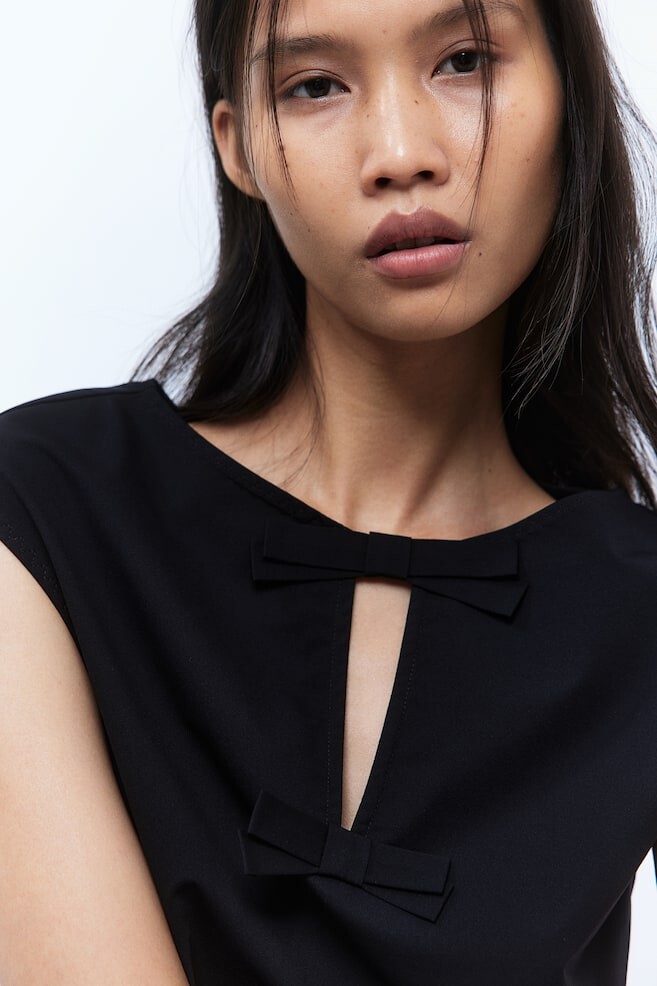 

Топ с бантом H&M, черный