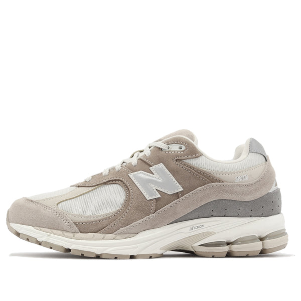 

Кроссовки 2002r 'driftwood sandstone' New Balance, мультиколор